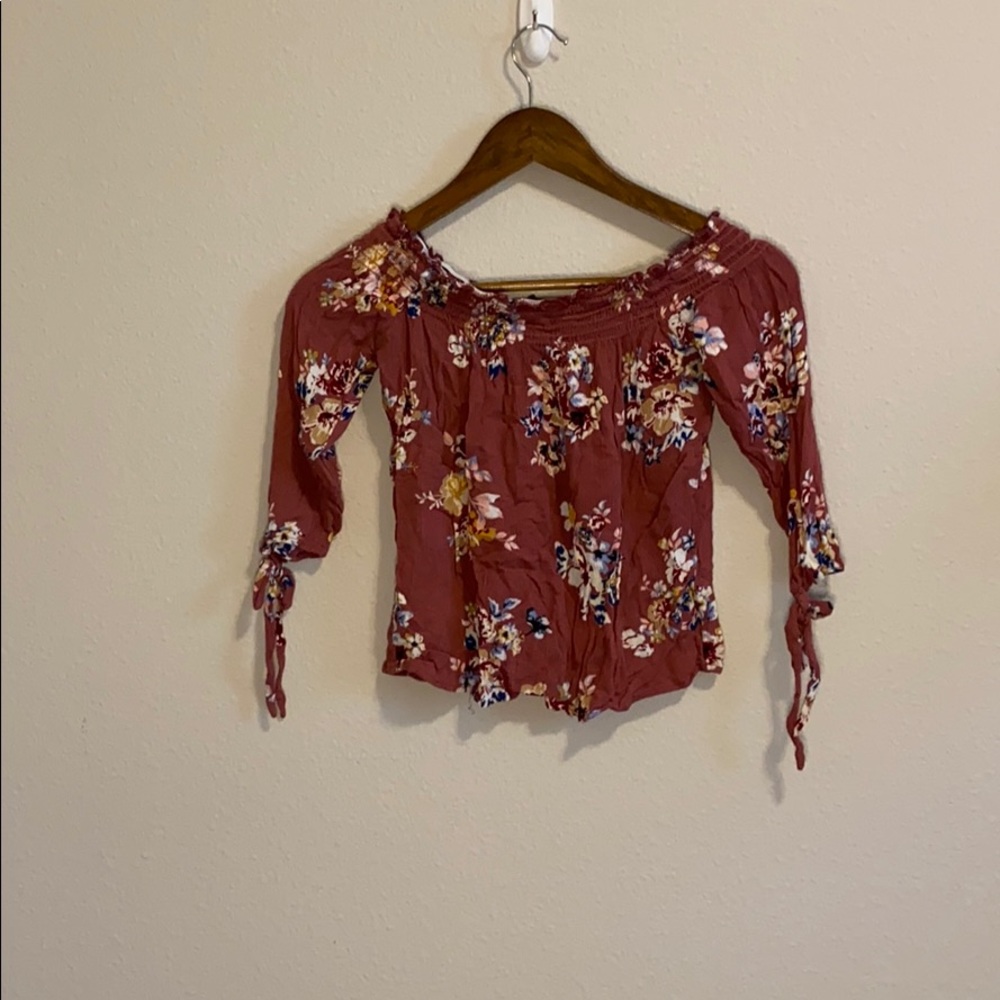 Tillys Off the Shoulder Crop Top Size XS